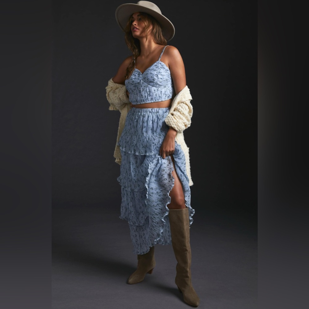 ✨ Set! Anthropologie Top & Tiered Skirt Set Sz L - Picture 1 of 4